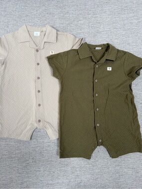 NEXT Baby Short-Sleeve Button Romper - Olive and Beige. Size 98 cm (2-3 years)